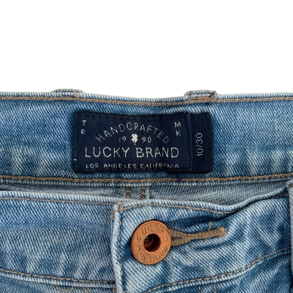 Lucky Brand 30” denim floral stitch edge raw hem low rise Malibu short - Picture 5 of 8